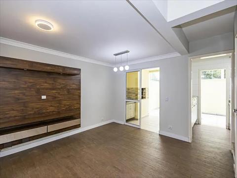Sobrado para venda no Bairro Alto em Curitiba com 124m² por R$ 690.000,00