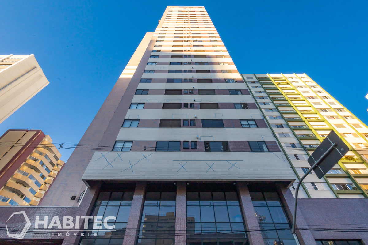Loja para locacao no Centro em Curitiba com 353,00m² por R$ 5.500,00