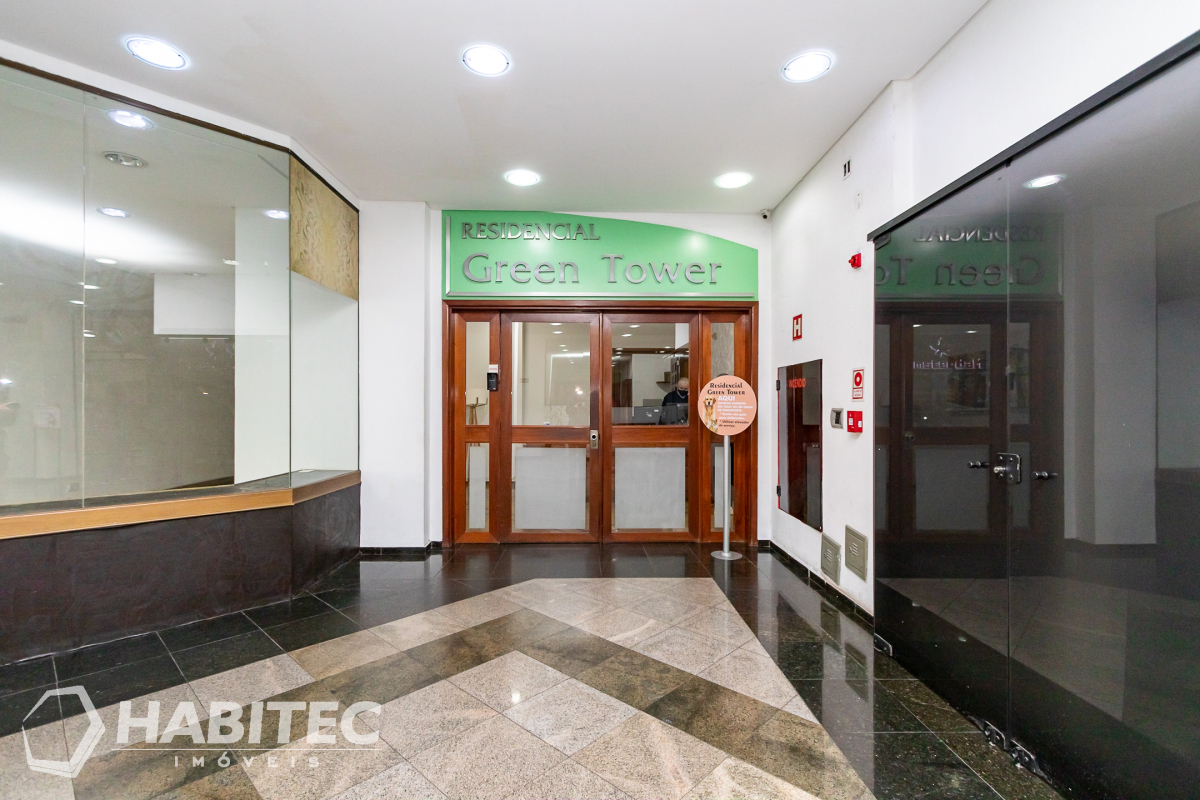 Apartamento para locacao no Centro em Curitiba com 66,80m² por R$ 2.500,00