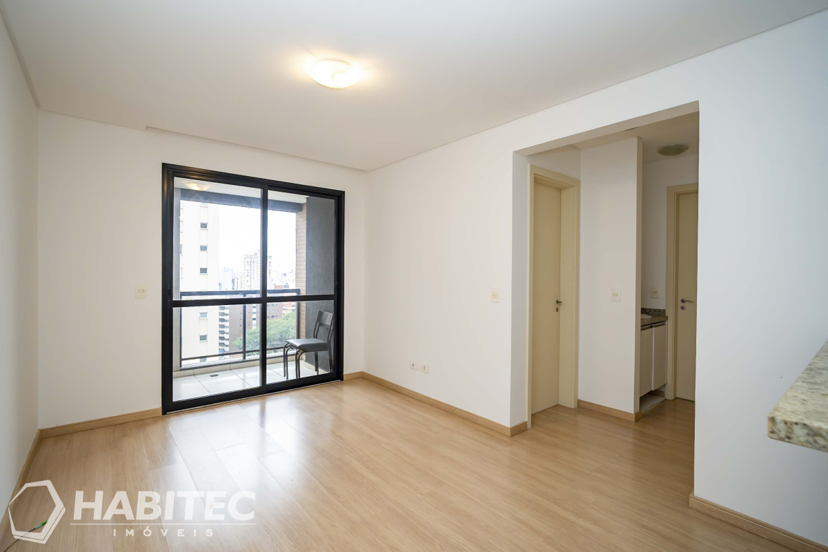 Apartamento para locacao no Bigorrilho em Curitiba com 106,61m² por R$ 2.900,00