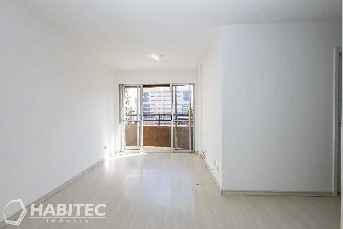 Apartamento para locacao no Cabral em Curitiba com 91,39m² por R$ 2.400,00
