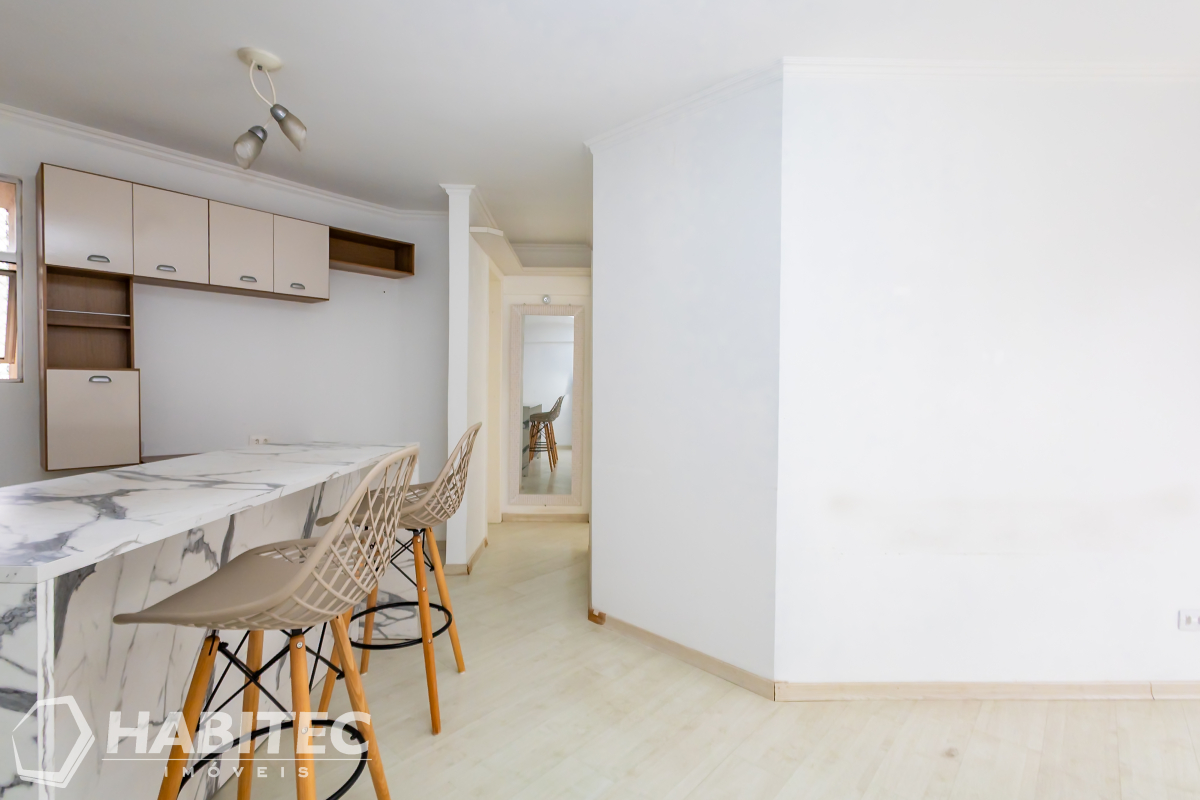 Apartamento para locacao no Centro em Curitiba com 54,90m² por R$ 1.800,00
