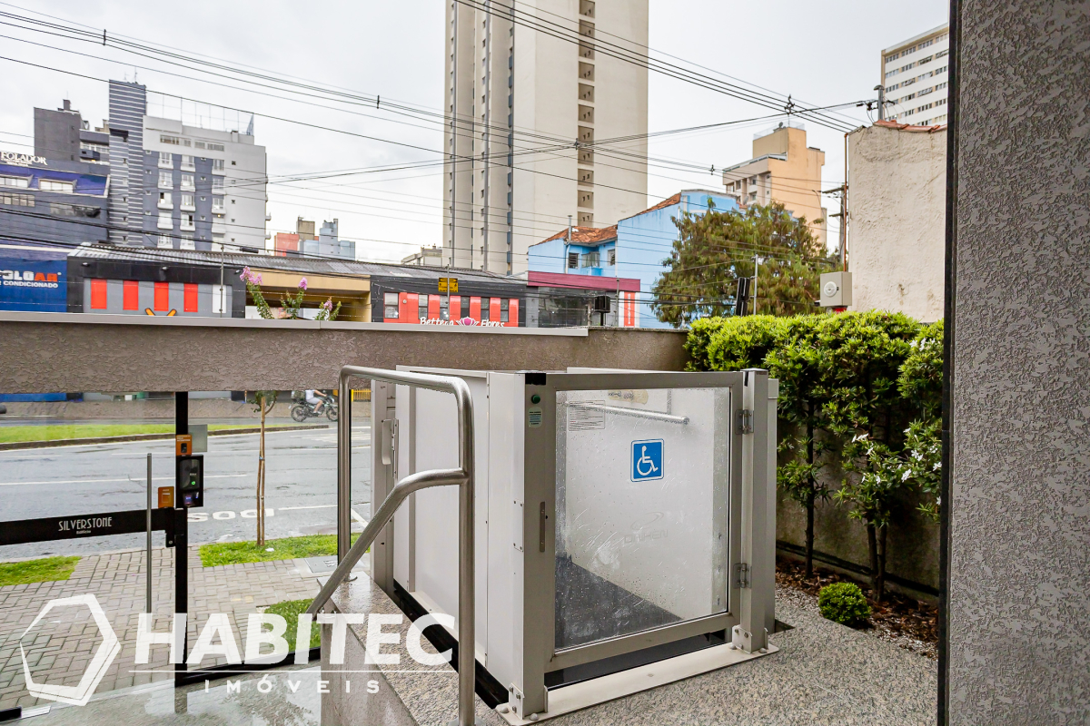 Apartamento para locacao no Rebouças em Curitiba com 108,00m² por R$ 2.600,00