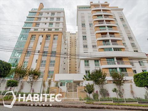 Apartamento para locacao no Centro em Curitiba com 157,86m² por R$ 5.200,00