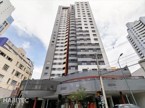 Apartamento para locacao no Centro em Curitiba com 61m² por R$ 2.700,00