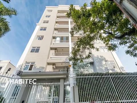 Apartamento para locacao no Seminário em Curitiba com 73m² por R$ 3.200,00
