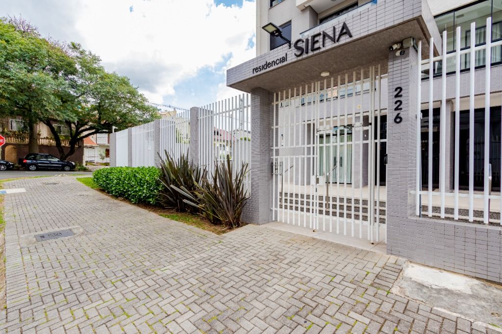 Apartamento para venda no Centro em São José dos Pinhais com 127,00m² por R$ 605.000,00