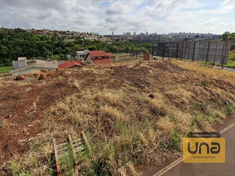 Terreno para venda no Portal de Versalhes 1 em Londrina com 360m² por R$ 320.000,00